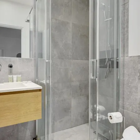 154 Phil - Superbe A Paris. Apartment