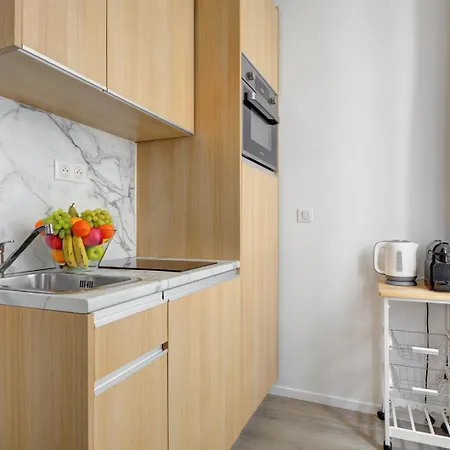 154 Phil - Superbe A Paris. Apartament *
