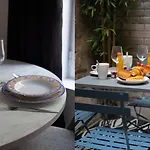 154 Phil - Superbe A Paris. Apartment